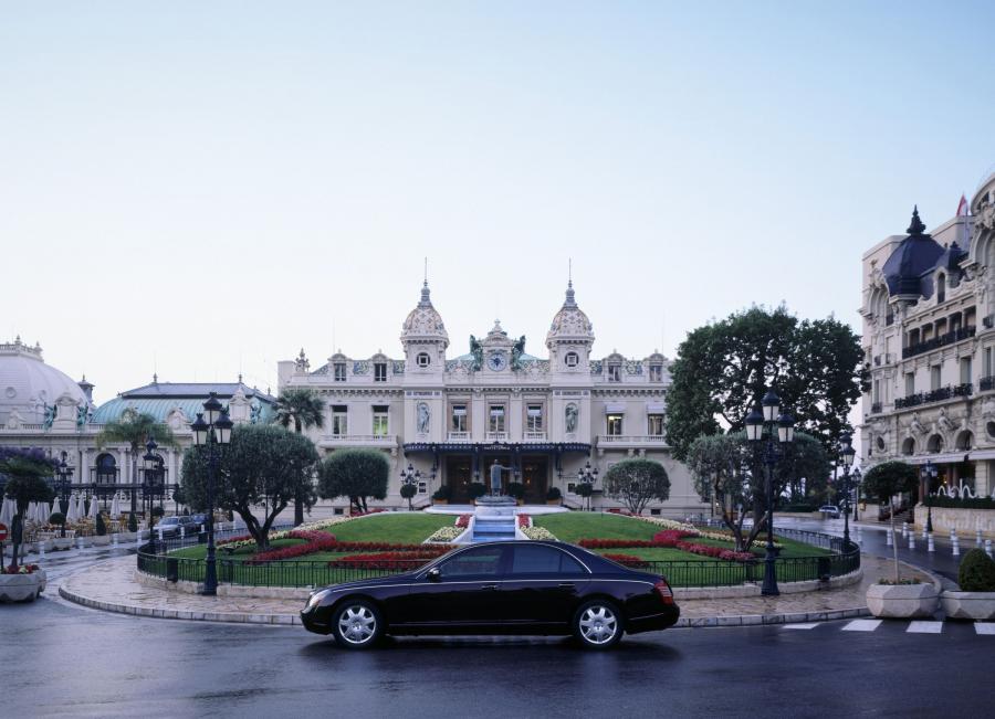  Maybach 57 (W240) 2002 года  (фото 22 из 95)